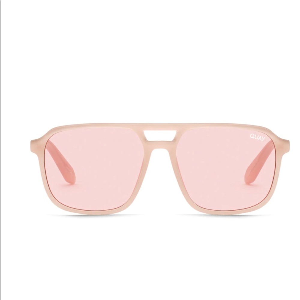 NÉW Quay sunglasses